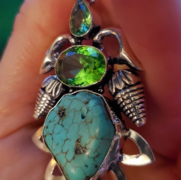 New Turquoise, Tsavorite and Peridot 925 Silver Pendant. - Picture 5 of 8